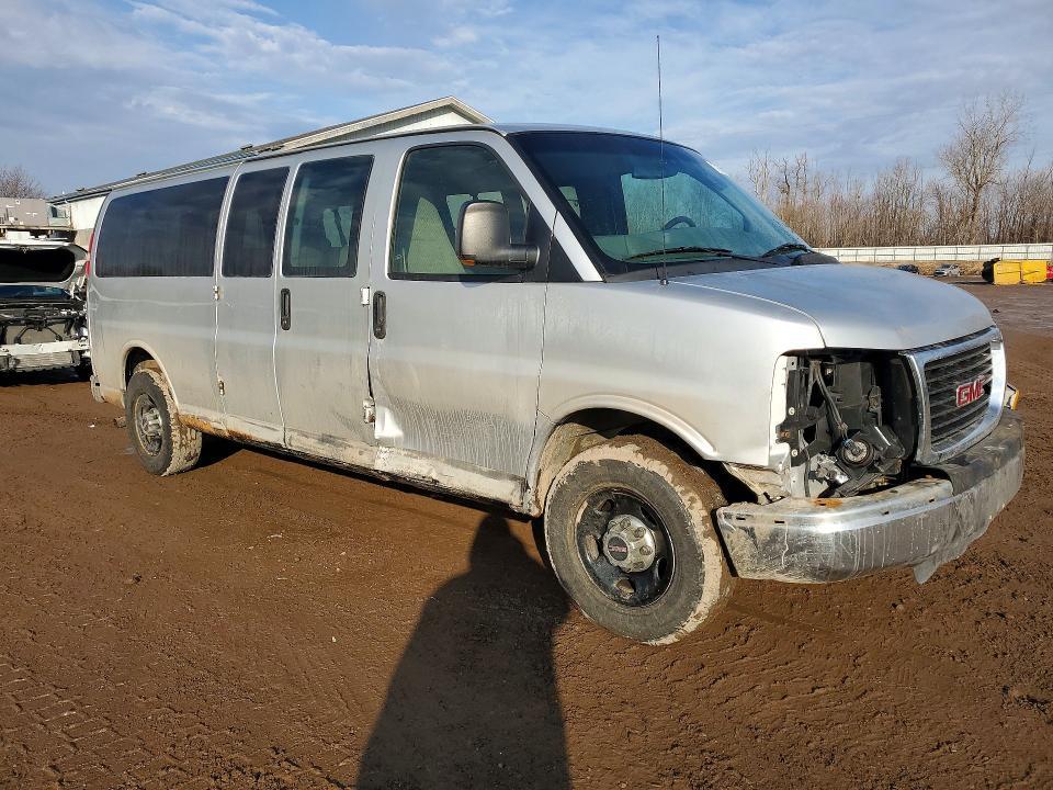 2010 GMC Savana G3500 LT