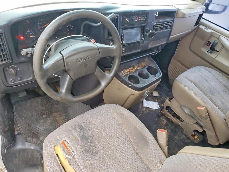 2004 GMC Savana G2500 Utility / Service Van