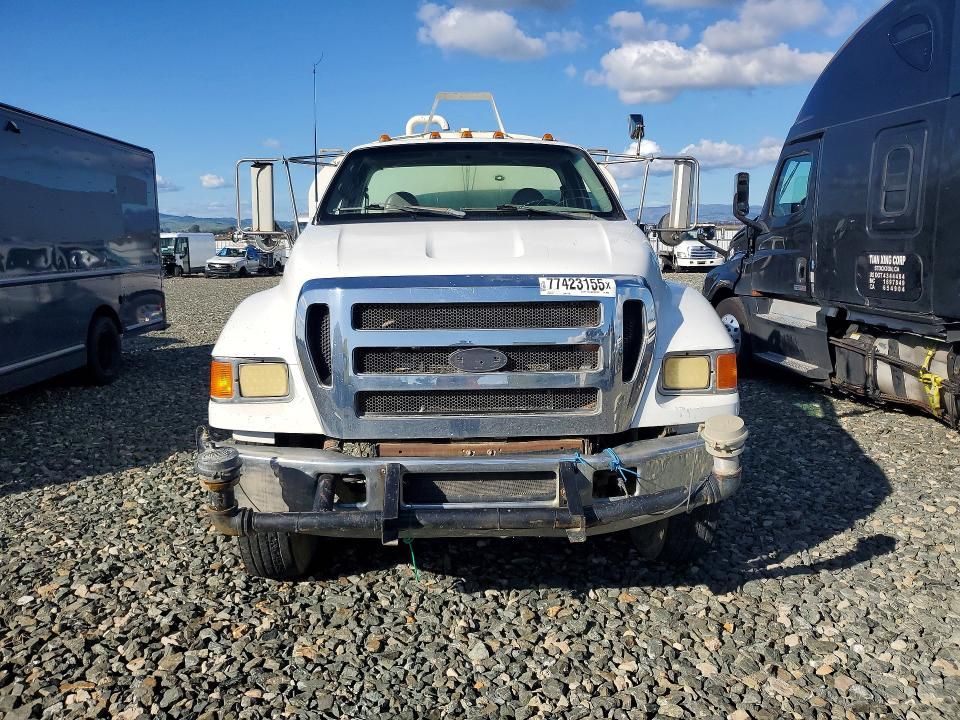 2006 Ford F750 Super Duty Tank Truck