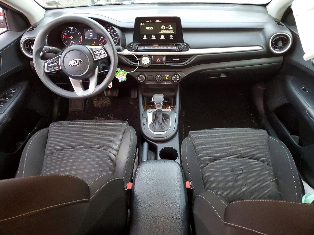 2021 KIA Forte fe