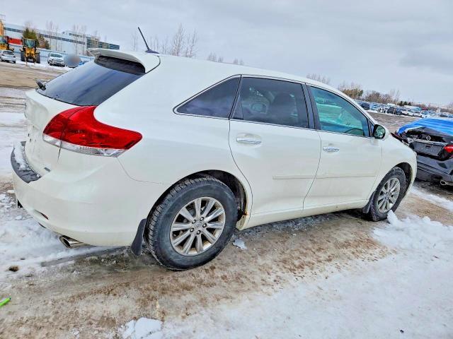 2010 Toyota Venza awd V6