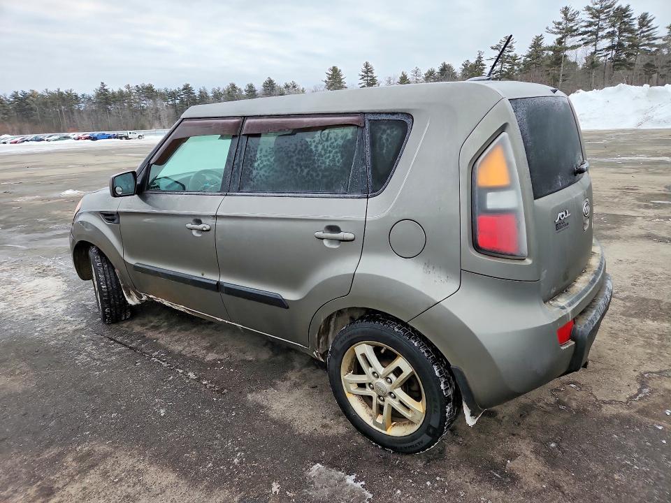 2011 KIA Soul +