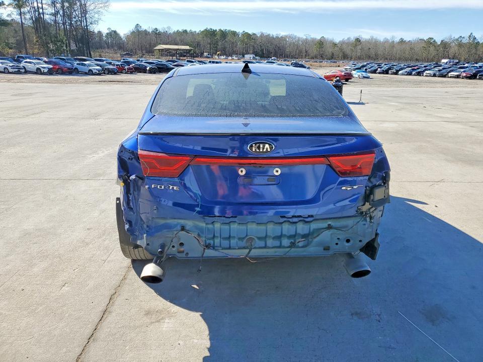 2021 KIA Forte gt