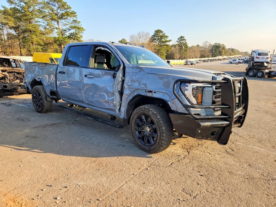 2025 GMC Sierra K2500 AT4