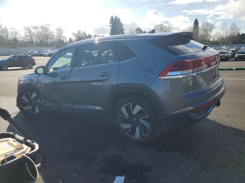 2025 Volkswagen Atlas Cross Sport se