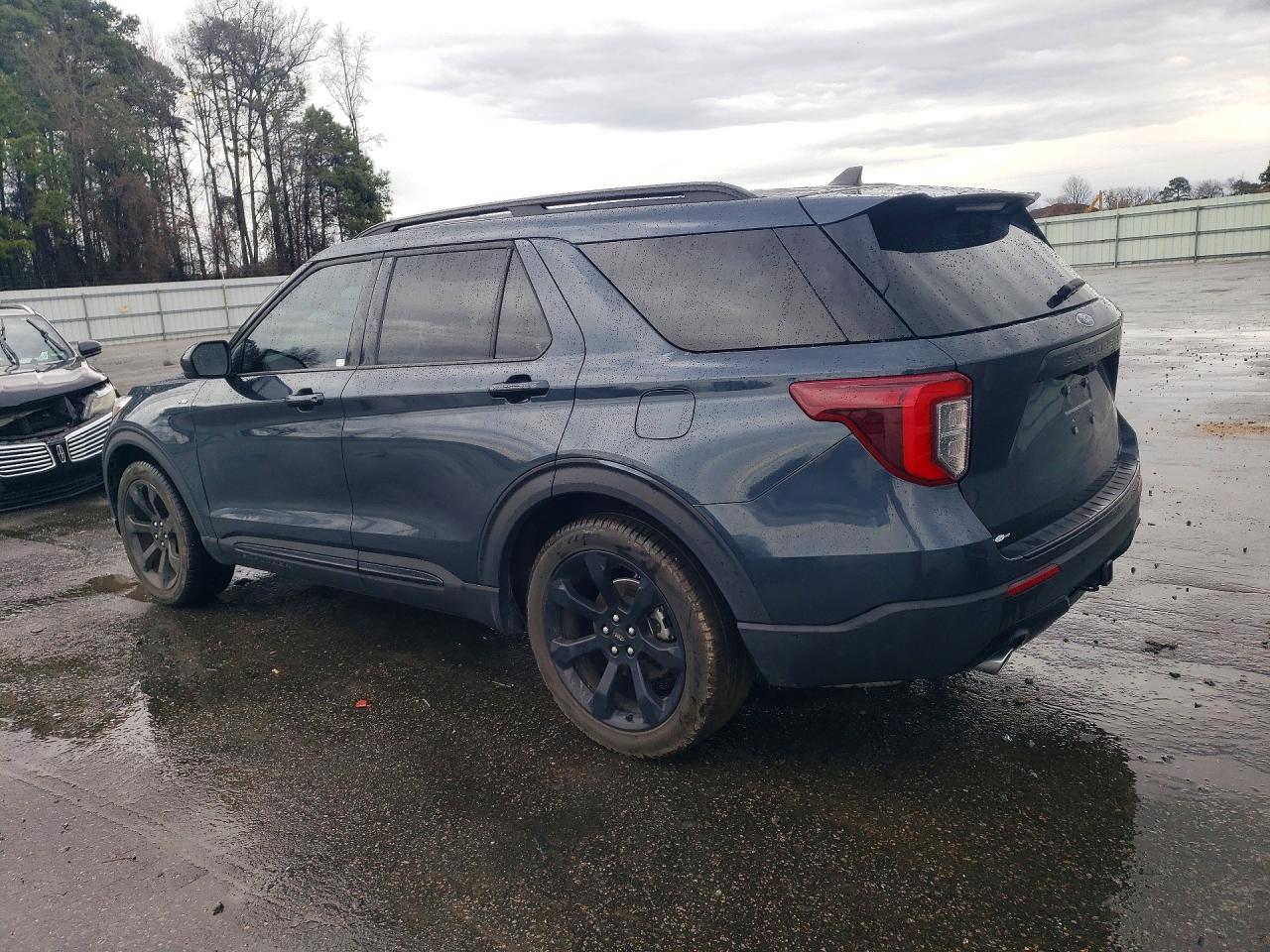2024 Ford Explorer St-line