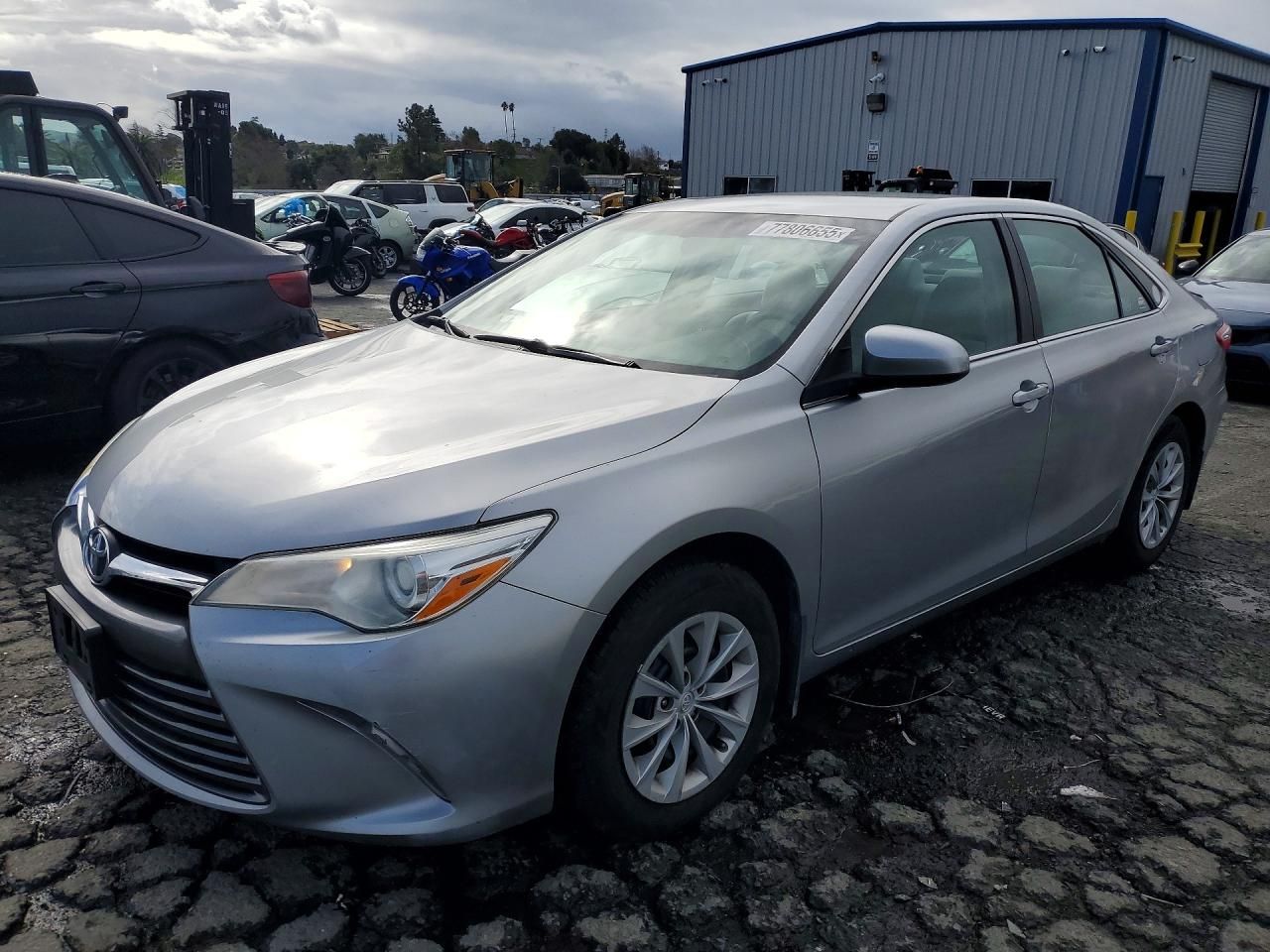 2017 Toyota Camry le