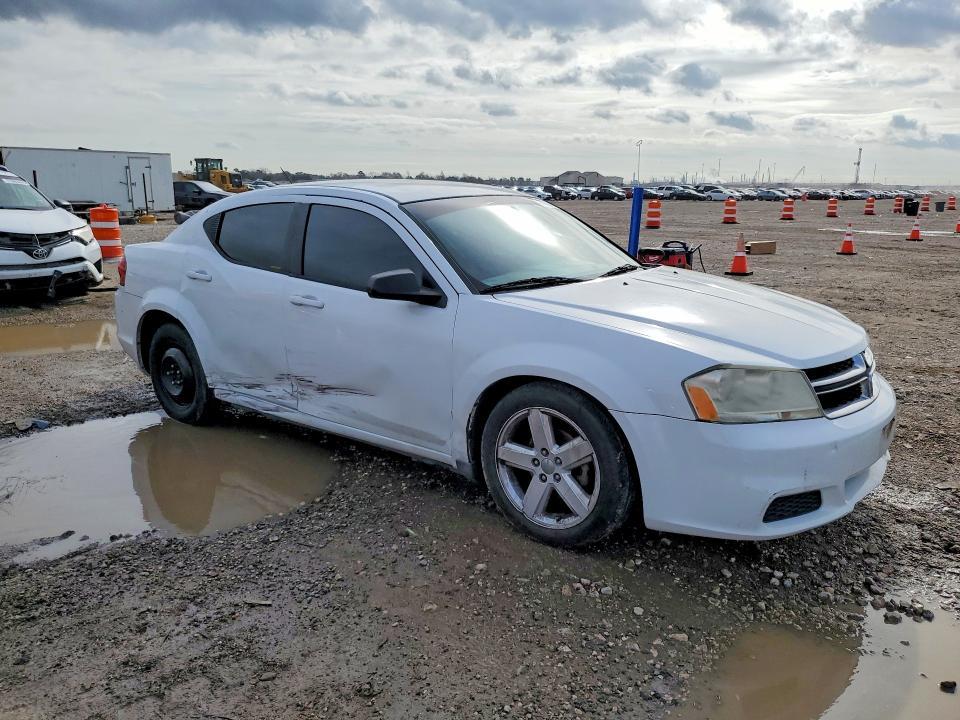2013 Dodge Avenger se