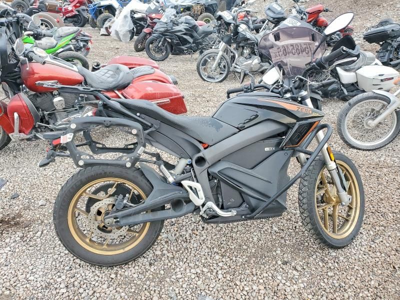 2022 Zero Motorcycles Inc DSR