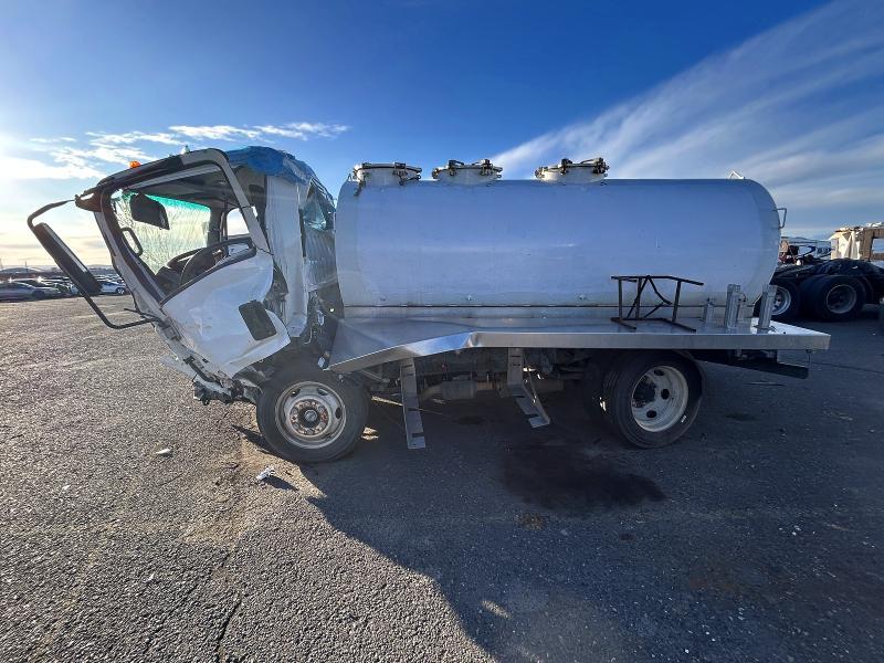 2015 Isuzu NPR HD