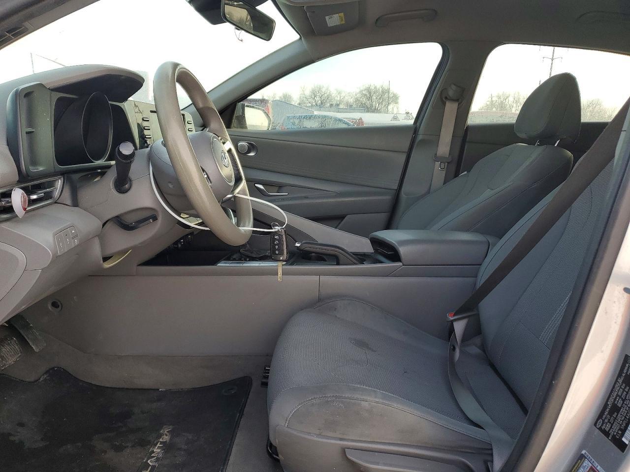2021 Hyundai Elantra se
