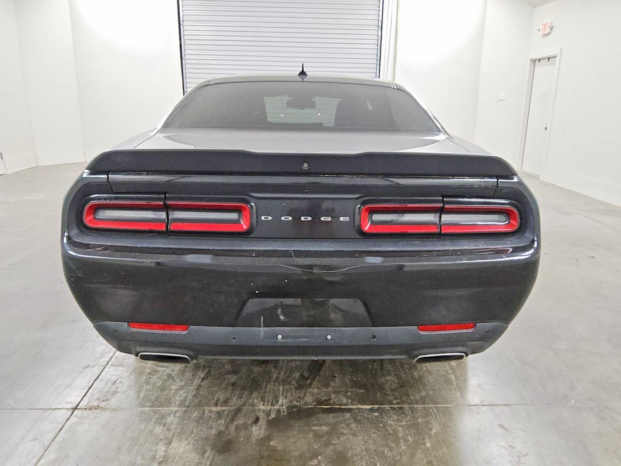 2017 Dodge Challenger sxt