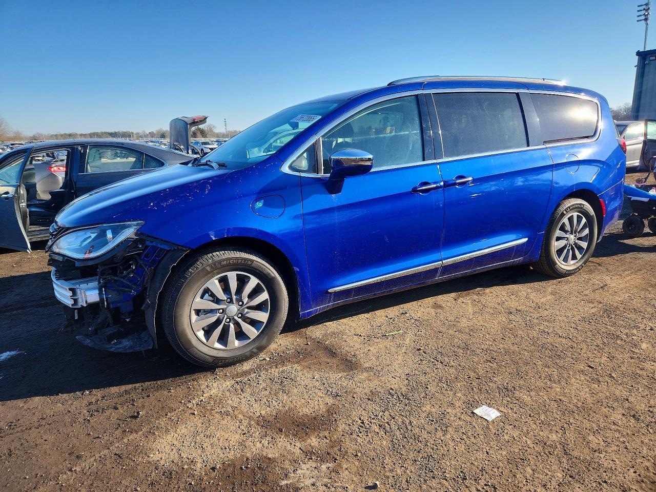 2019 Chrysler Pacifica Hybrid Limited
