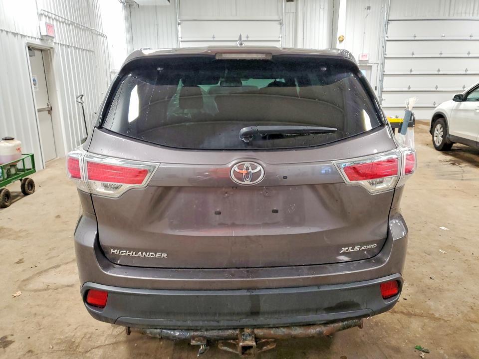 2015 Toyota Highlander xle