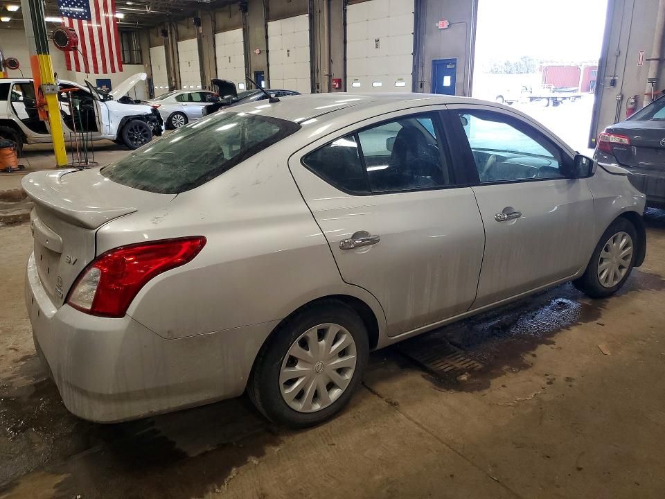 2016 Nissan Versa s