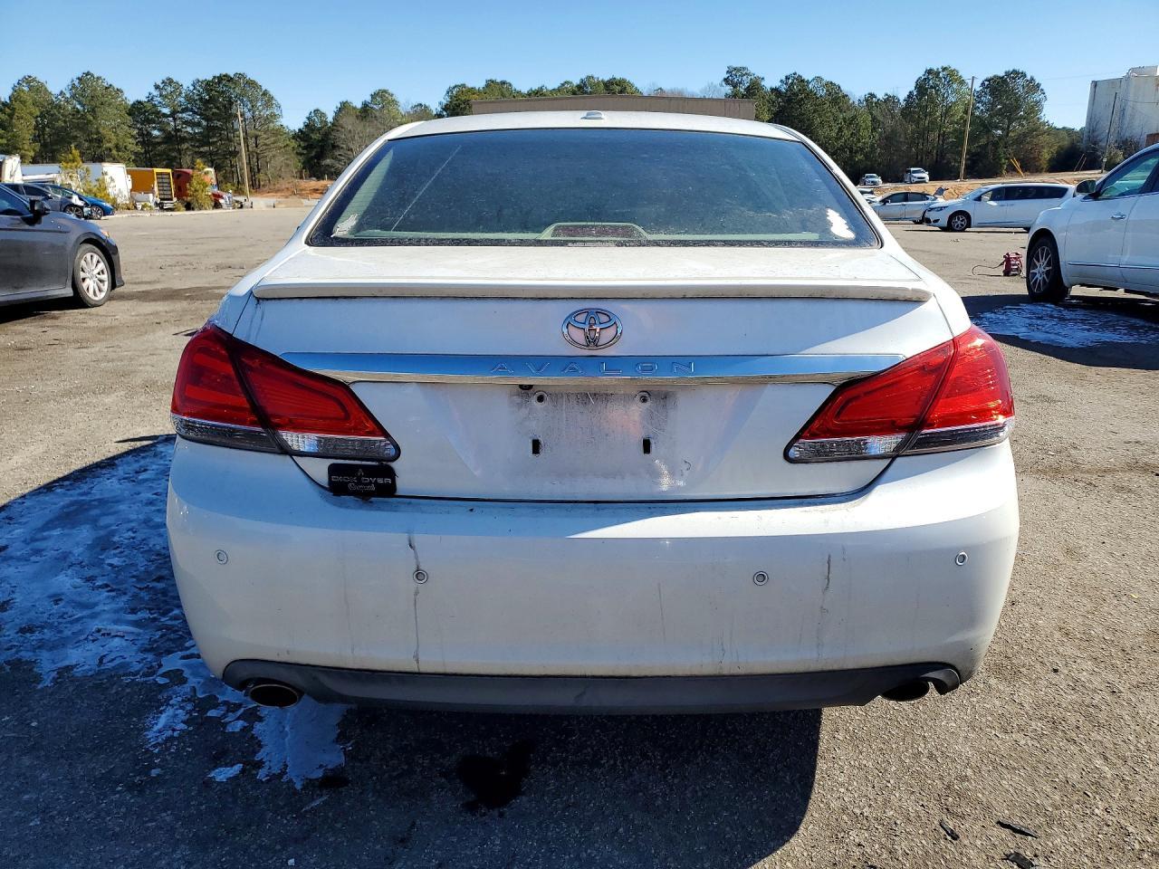 2011 Toyota Avalon Base