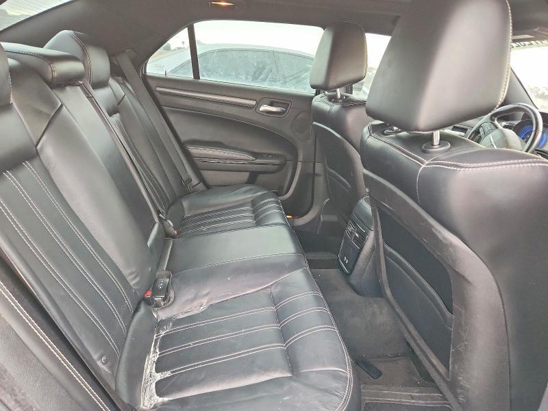 2015 Chrysler 300 s