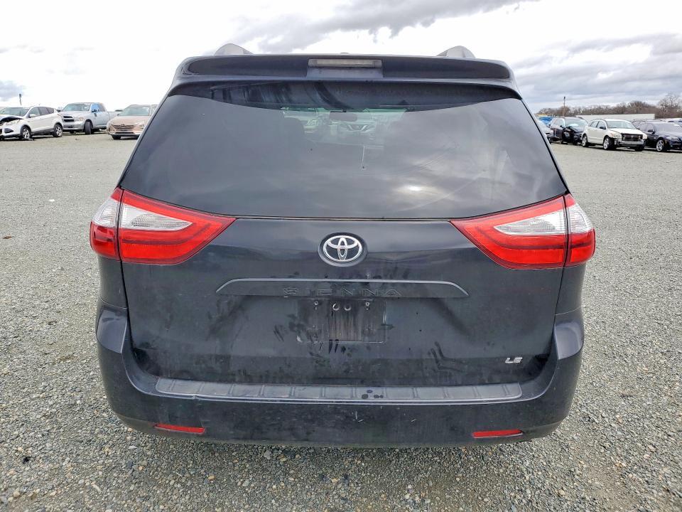 2017 Toyota Sienna le