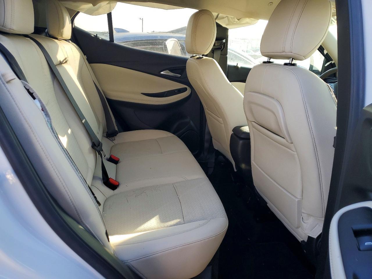 2022 Buick Encore gx Select