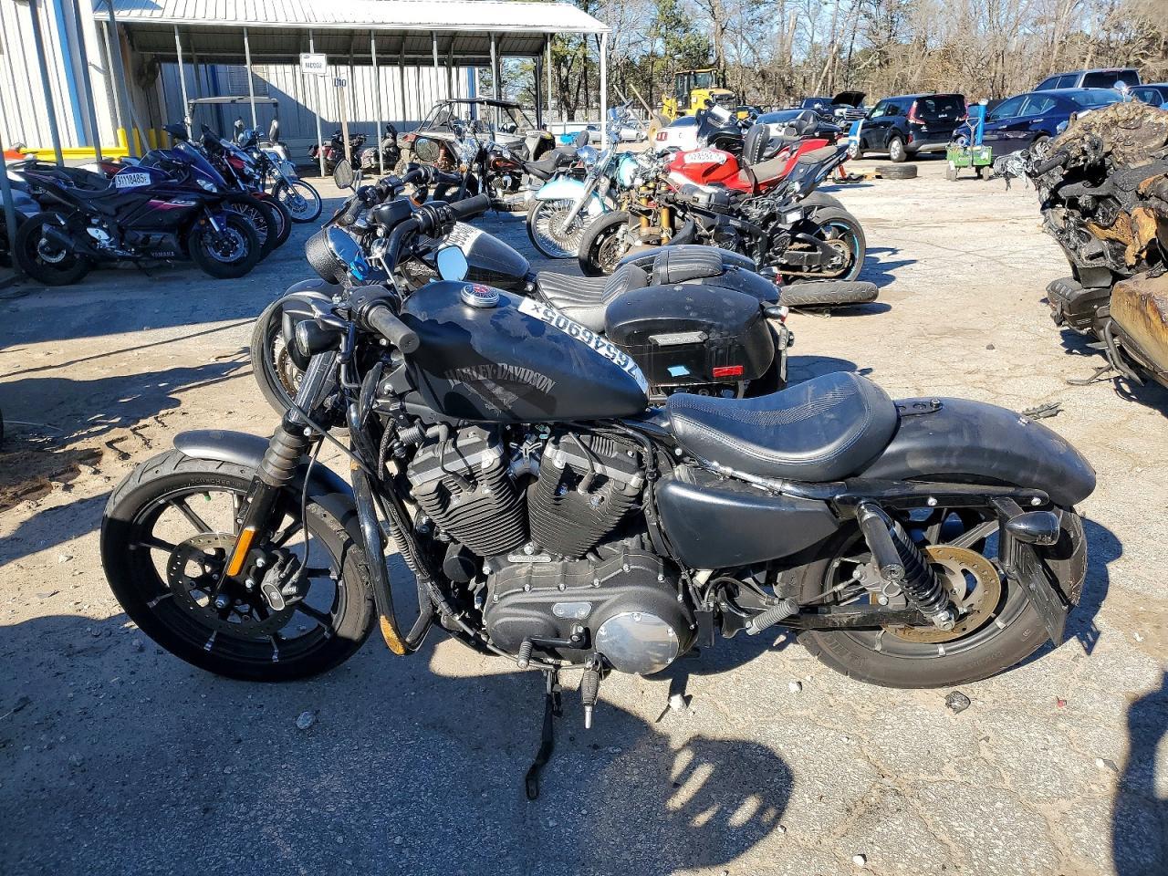 2017 Harley-Davidson XL883 Iron 883