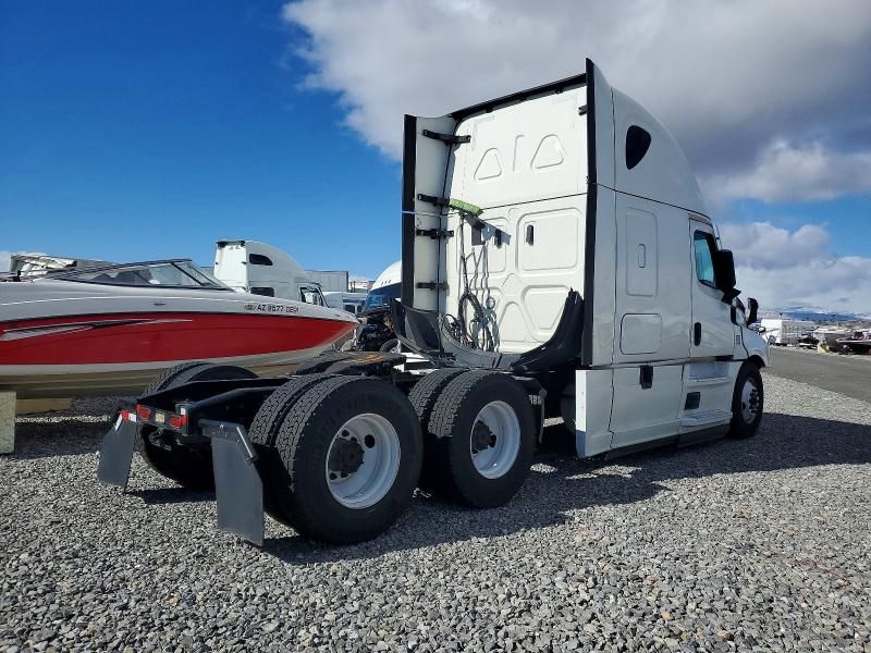 2021 Freightliner Cascadia 126 Semi Truck
