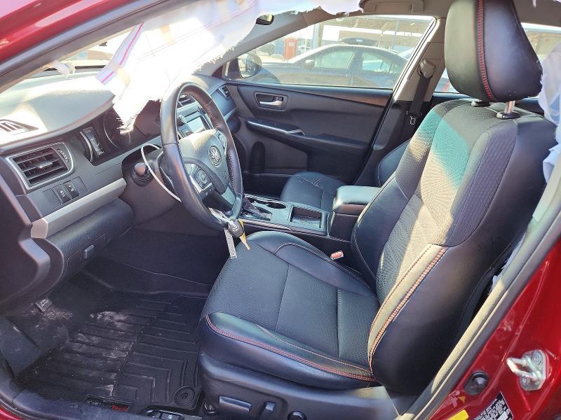 2016 Toyota Camry se