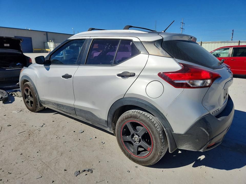2018 Nissan Kicks s