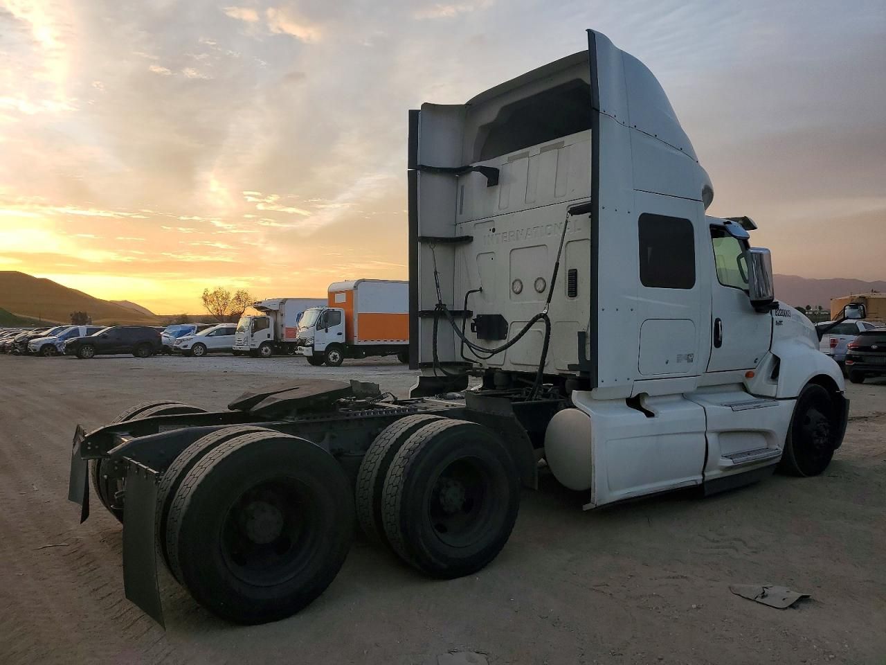 2020 International LT625 Semi Truck