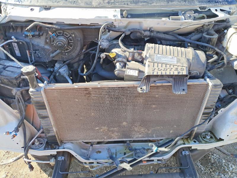 2020 Chevrolet Express Delivery Truck