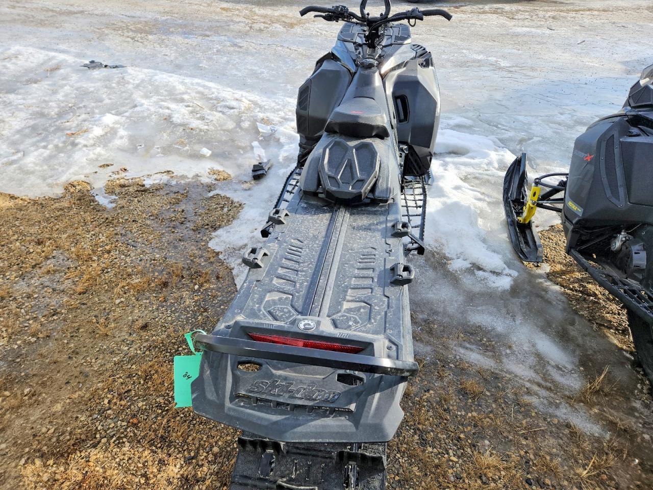 2024 Skidoo Summit EXP 8TR S