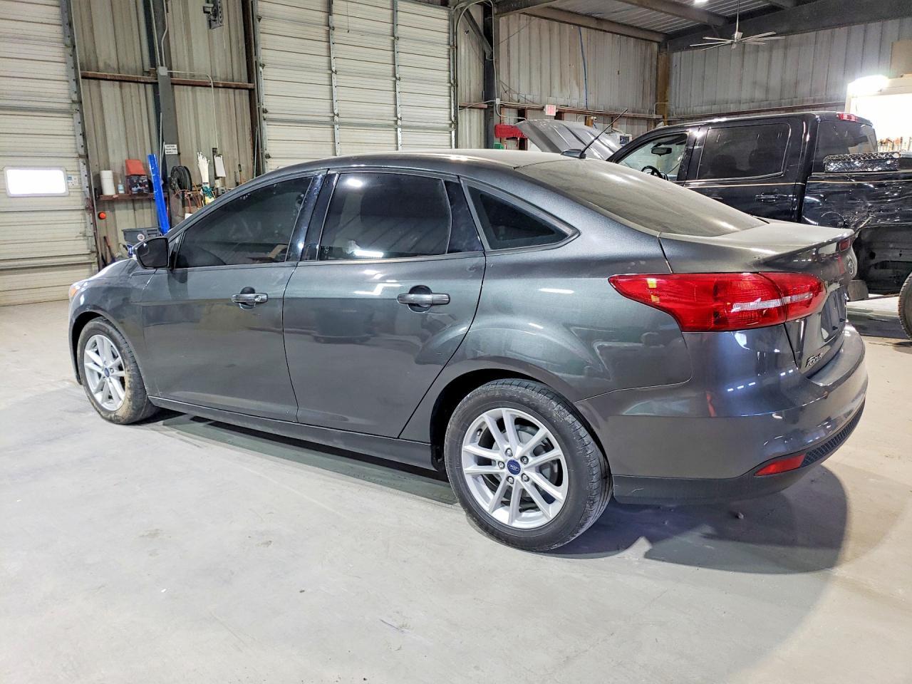2017 Ford Focus se