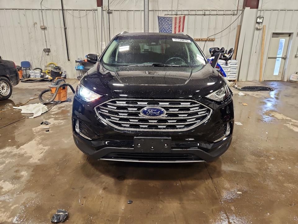 2019 Ford Edge sel