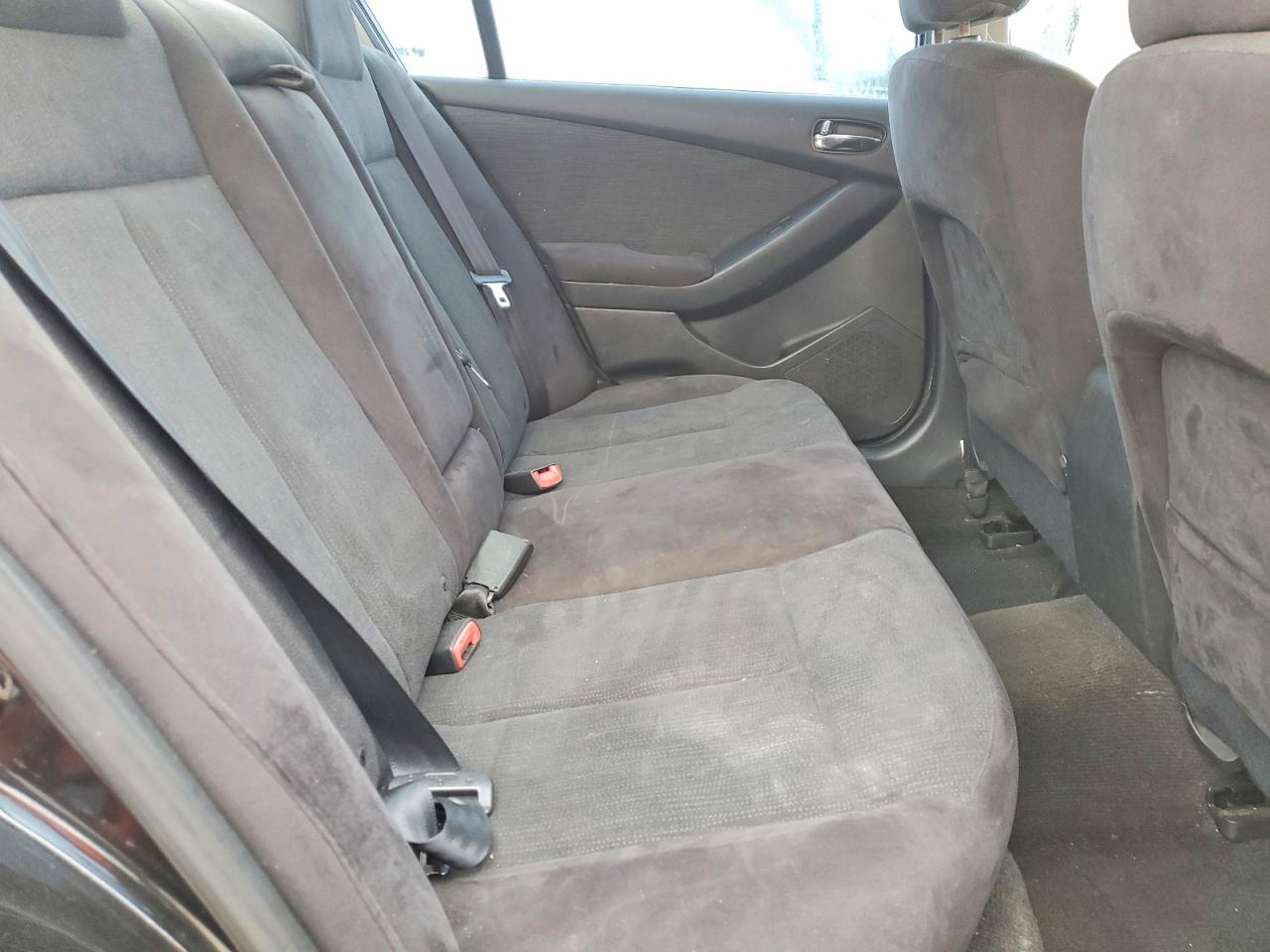2012 Nissan Altima Base