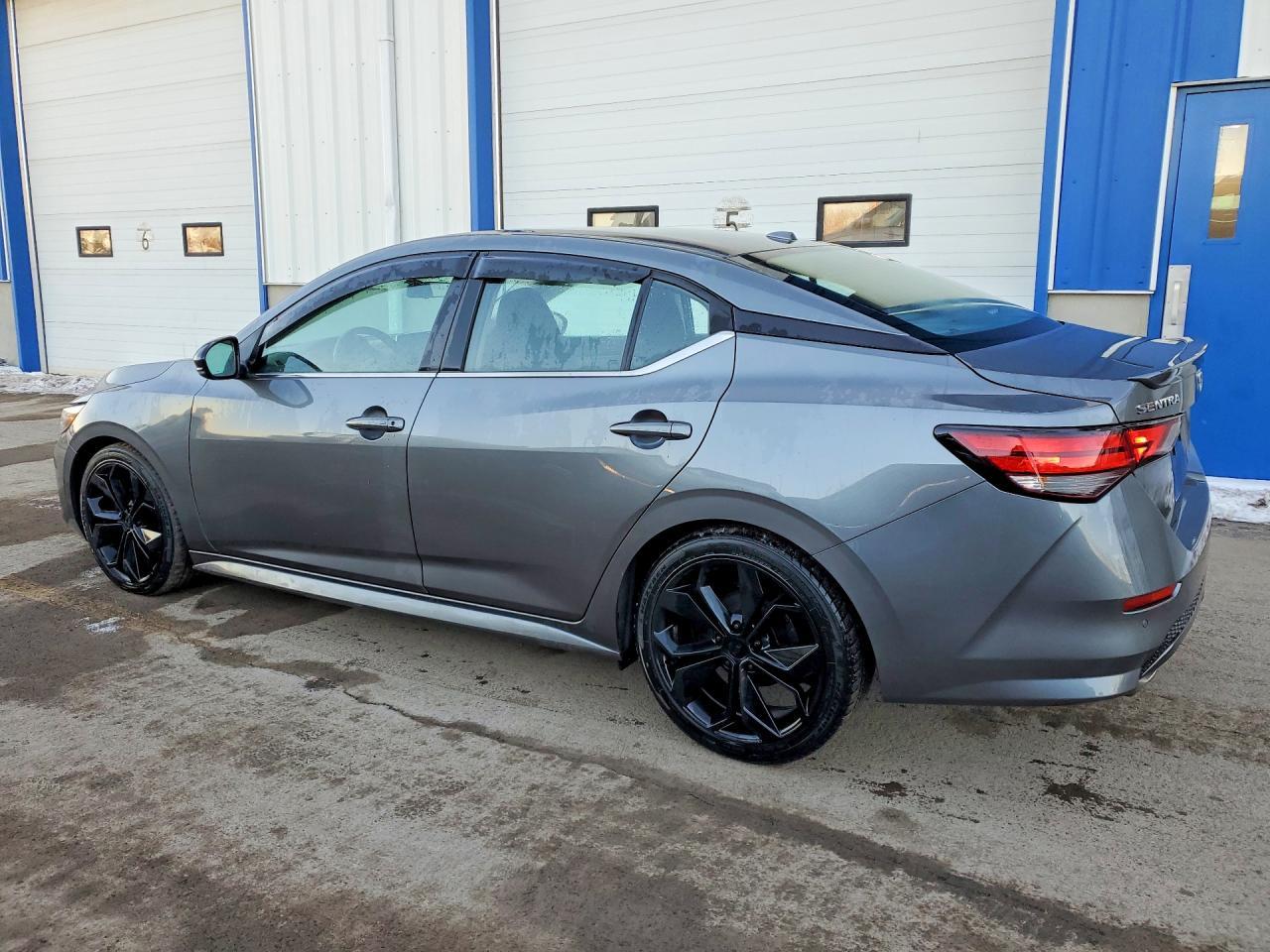 2022 Nissan Sentra sr