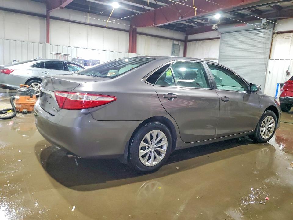 2017 Toyota Camry Hybrid le