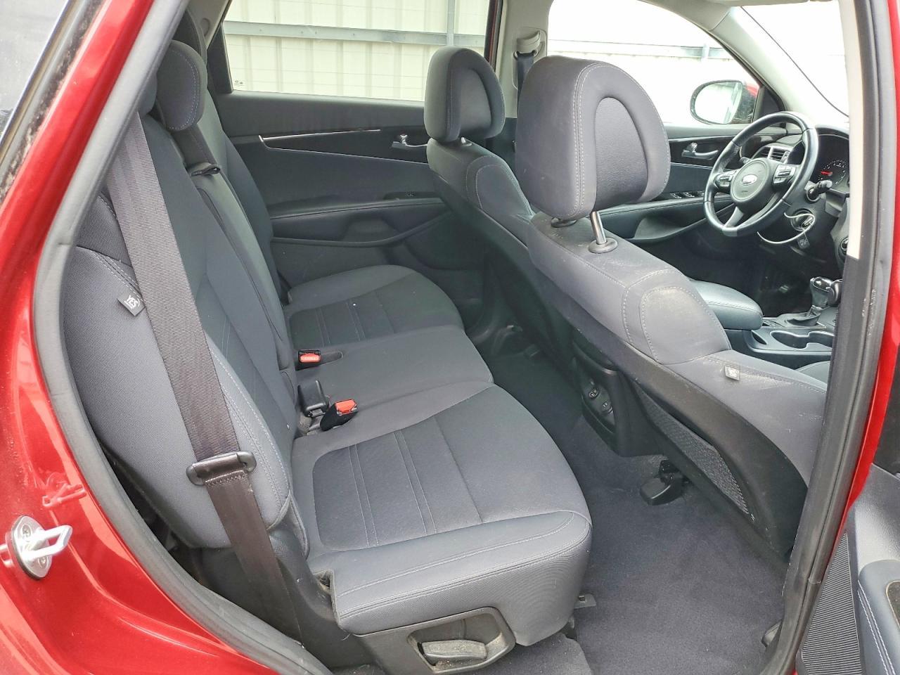 2016 KIA Sorento lx