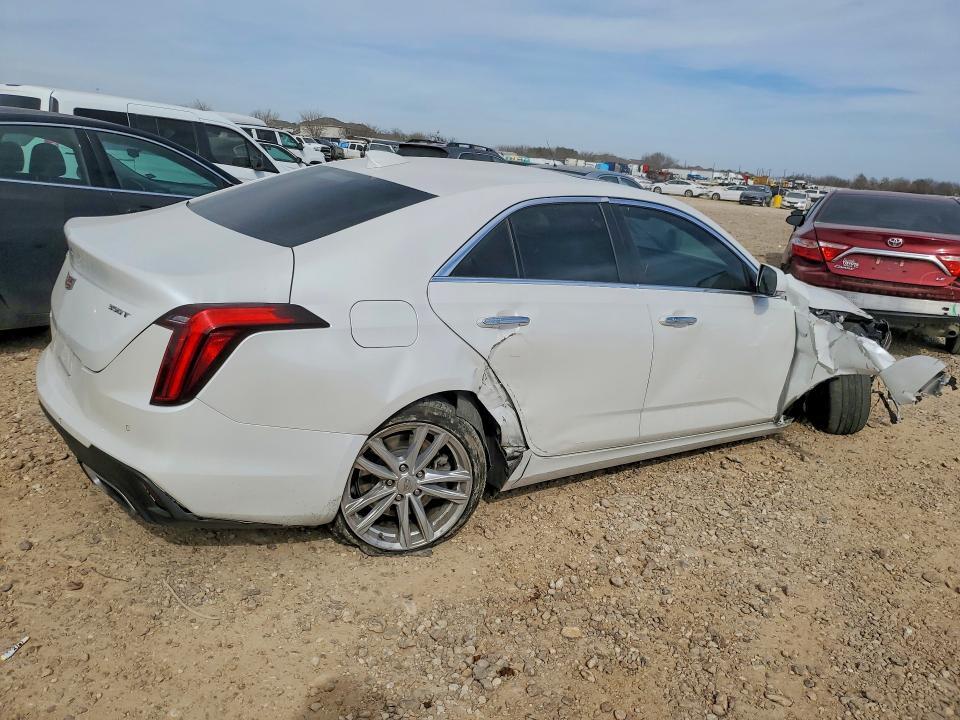 2022 Cadillac CT4 Luxury
