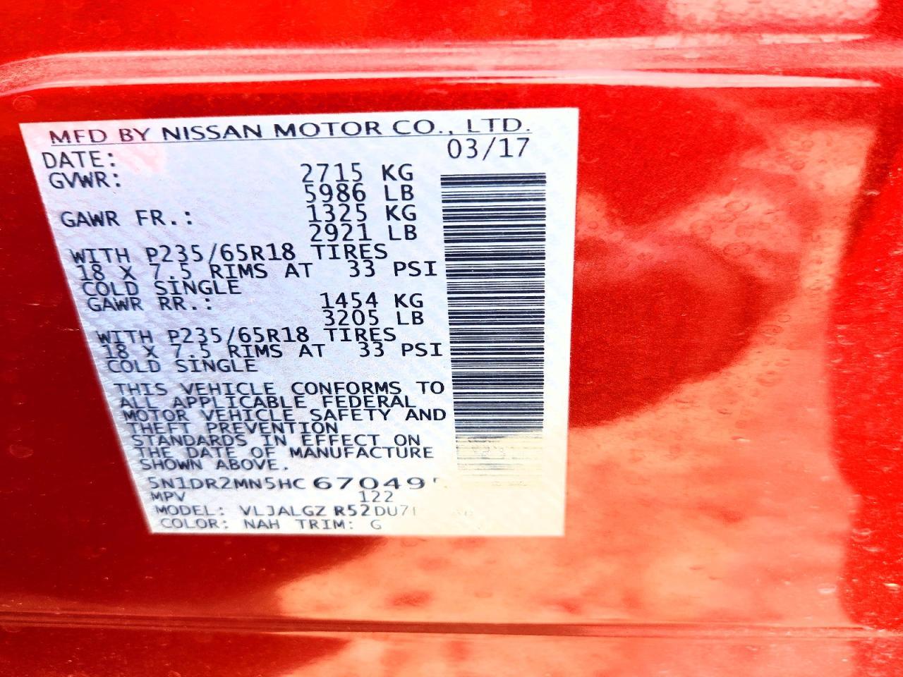 2017 Nissan Pathfinder sl