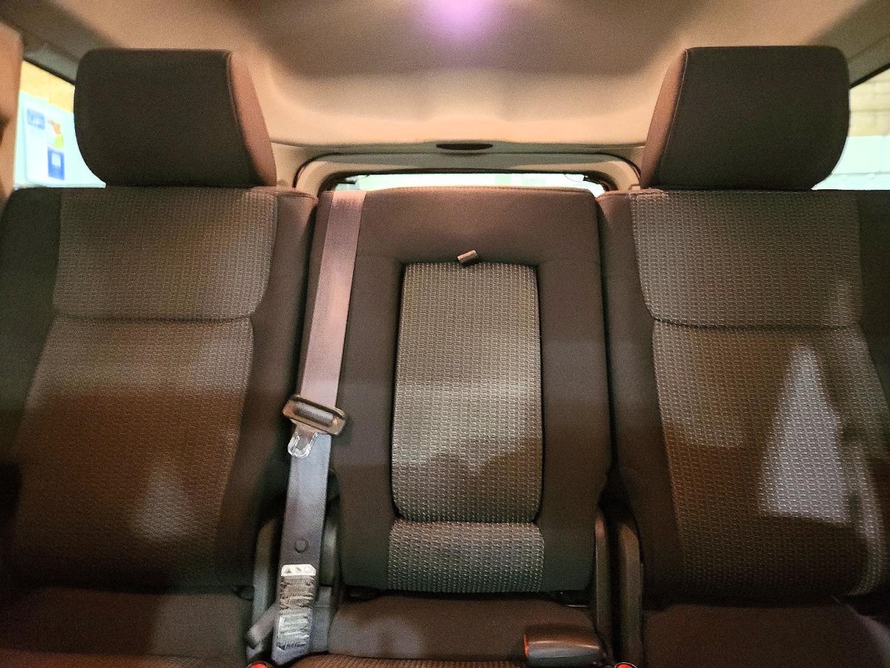 2009 Jeep Commander Sport