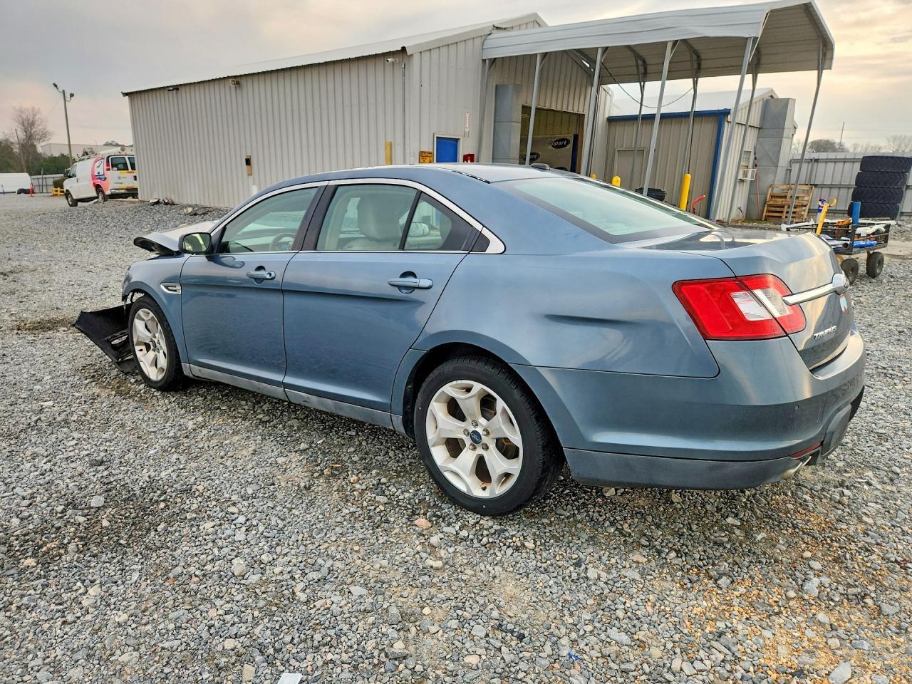 2010 Ford Taurus sel