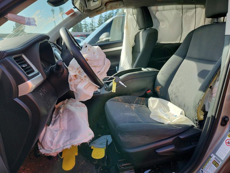 2019 Toyota Highlander le