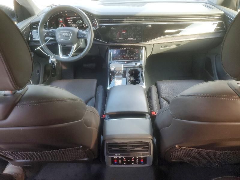 2022 Audi Q8 Prestige