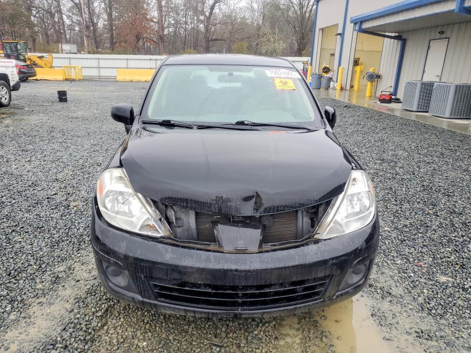 2012 Nissan Versa 1.8 s
