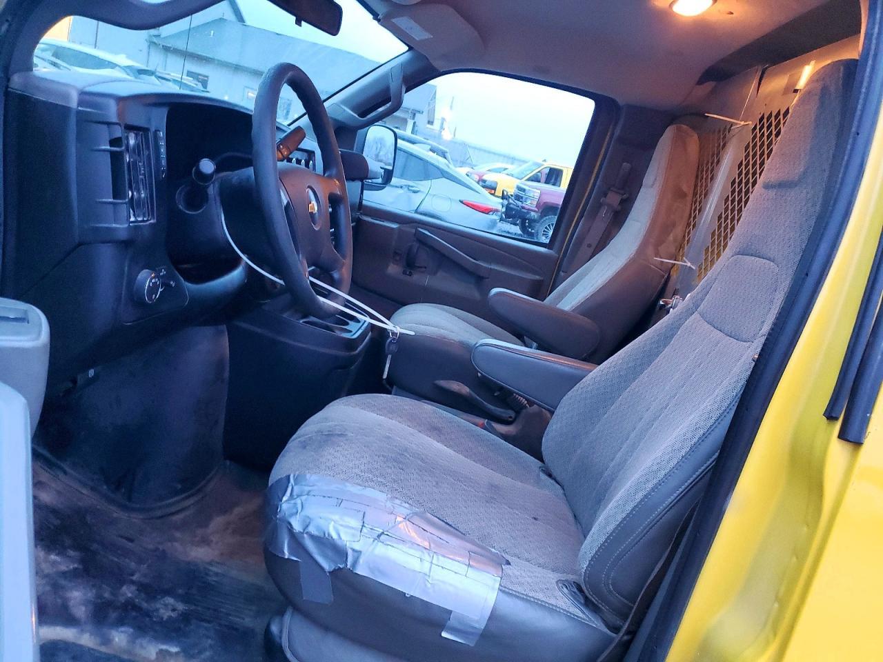 2020 Chevrolet Express G2500