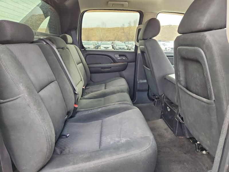 2013 Chevrolet Avalanche ls