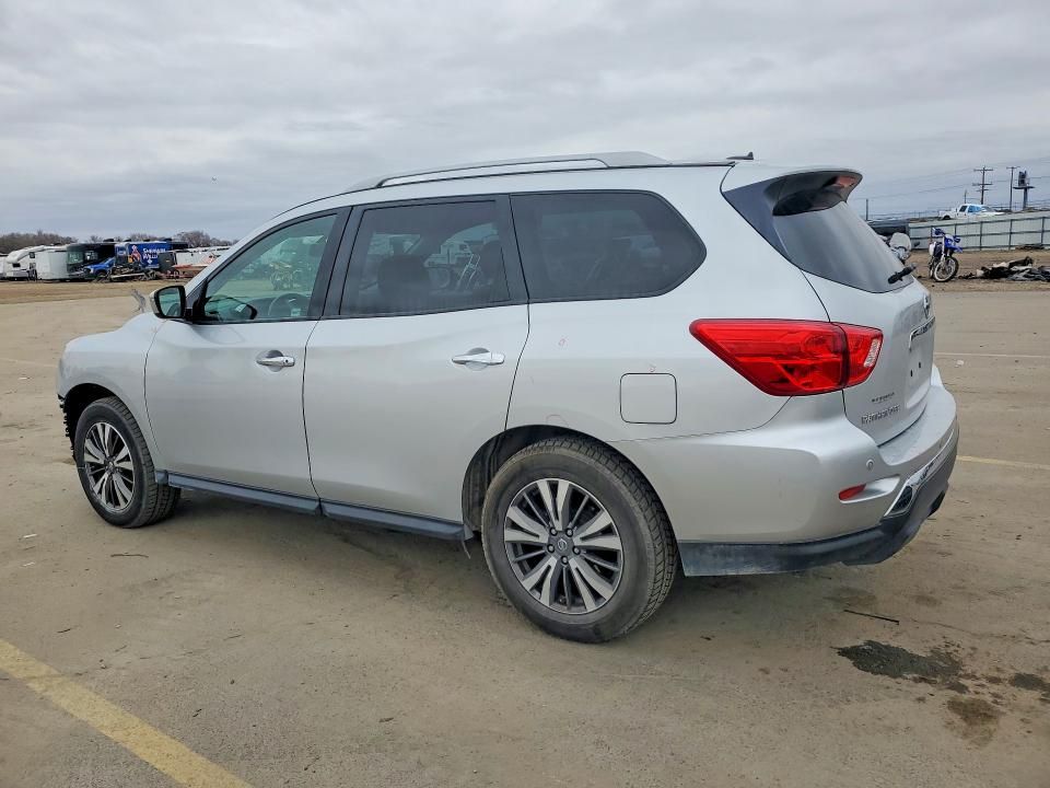 2018 Nissan Pathfinder s