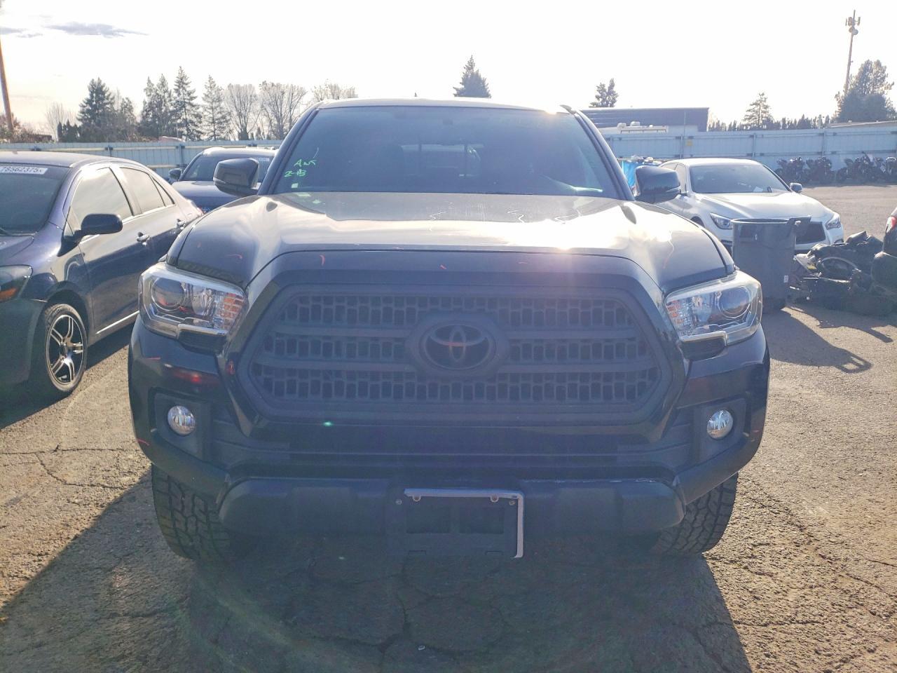 2017 Toyota Tacoma TRD OFF-Road