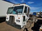 2002 Peterbilt Tractor 2002 Peterbilt 320 Semi Truck