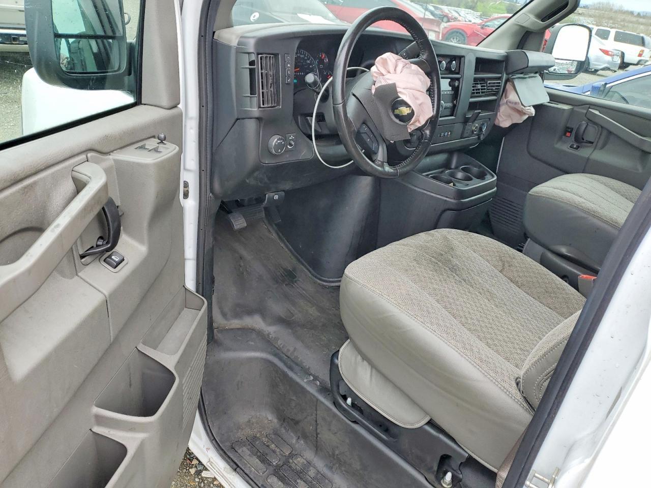 2023 Chevrolet Express 2500 Cargo Utility / Service Van