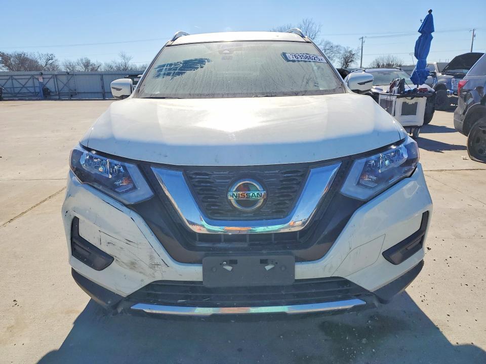 2020 Nissan Rogue s